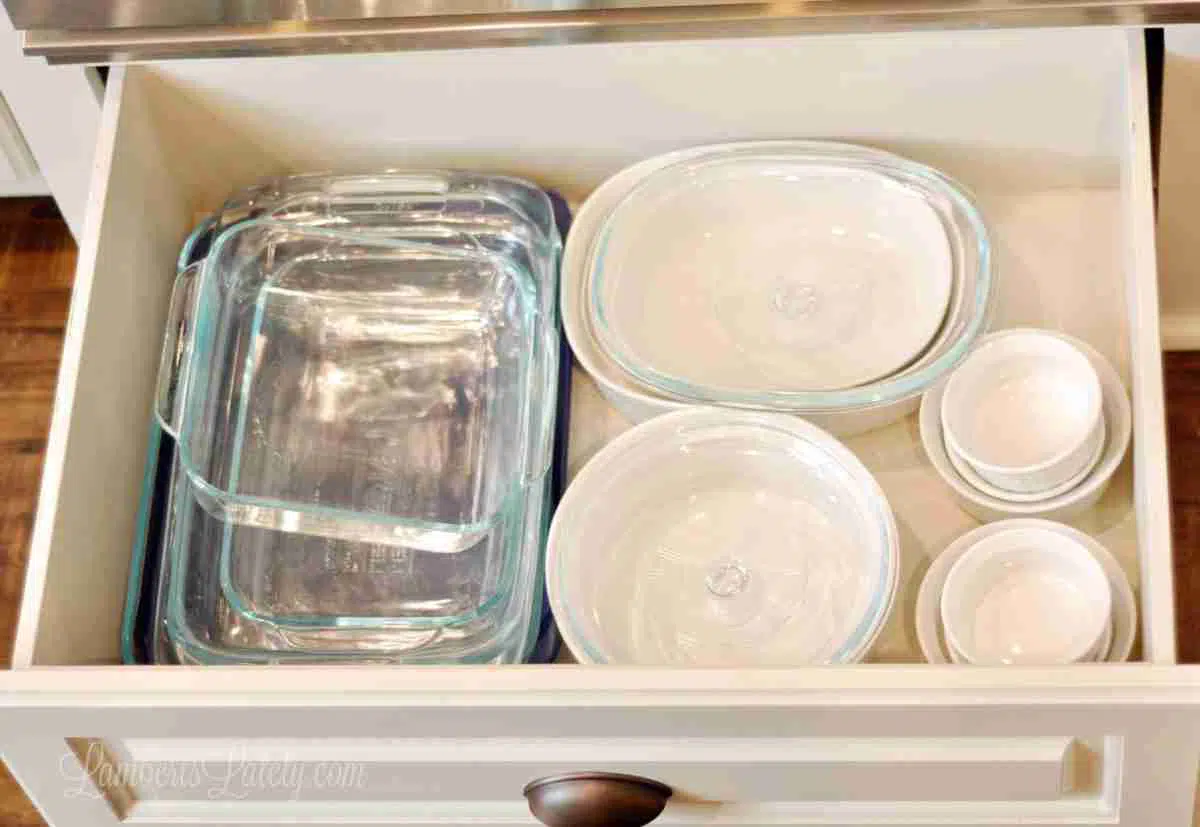 drawer containing baking dishes.