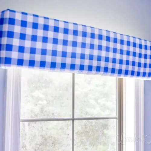 side view of a cornice board.