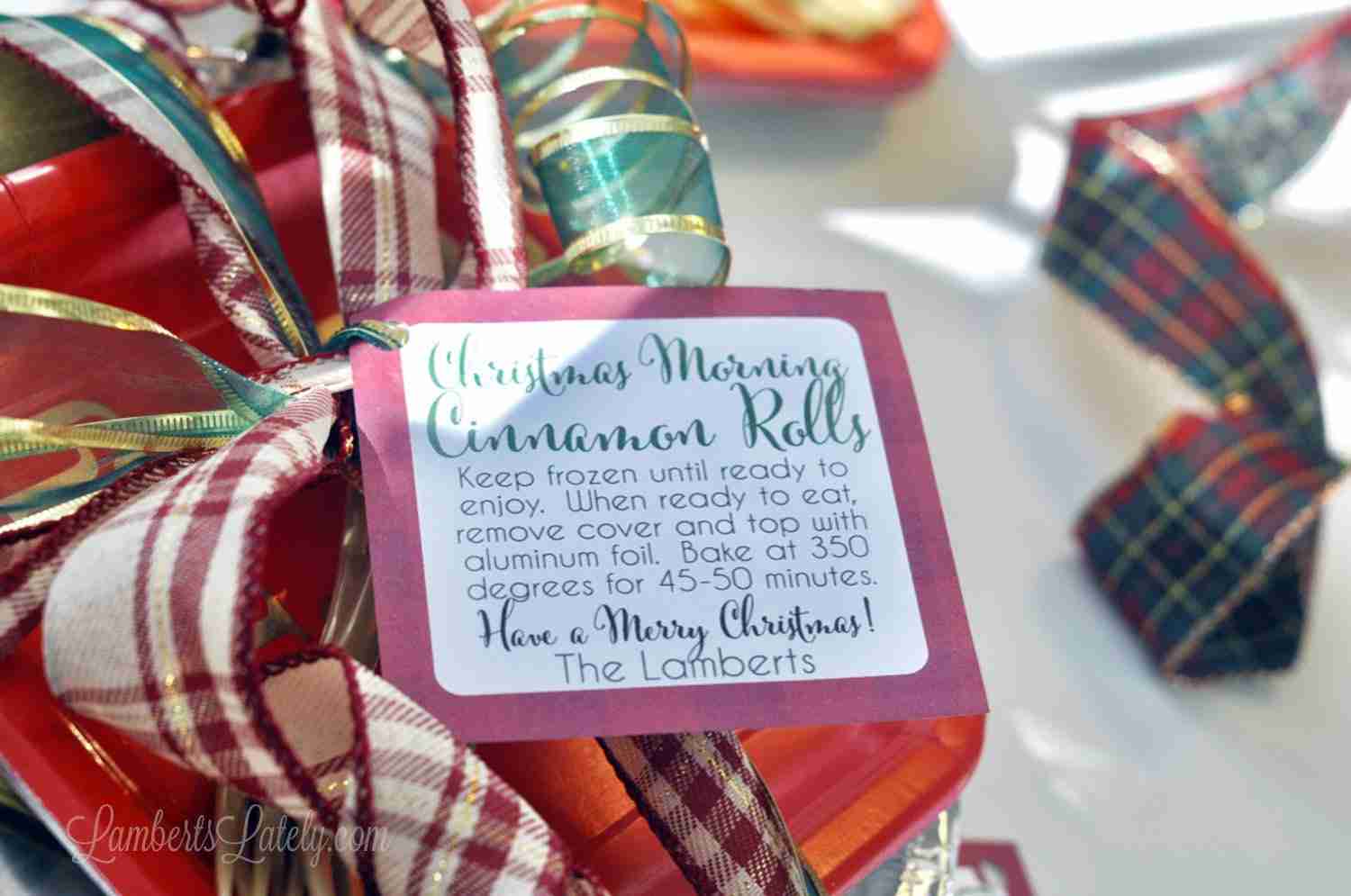 Christmas morning cinnamon roll gift tag printable