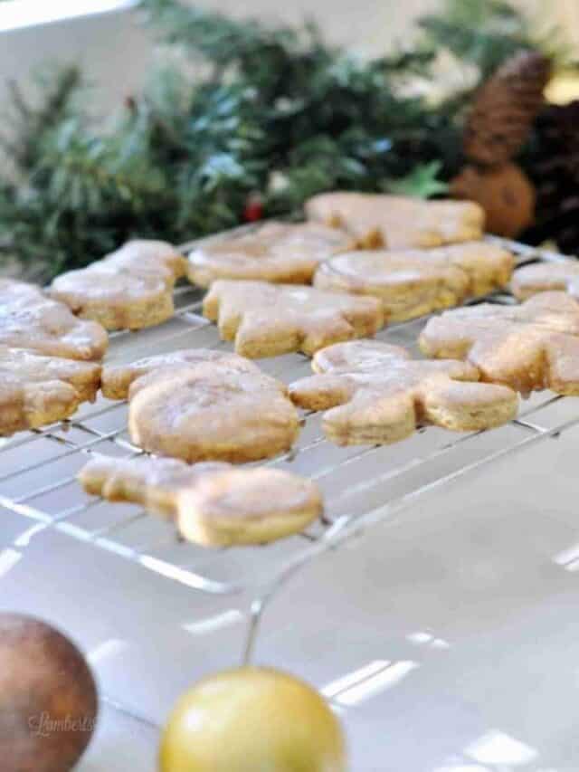 cinnamon sugar cookies on a baking rack.