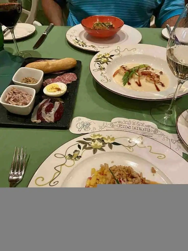dinner on Disney wonder.