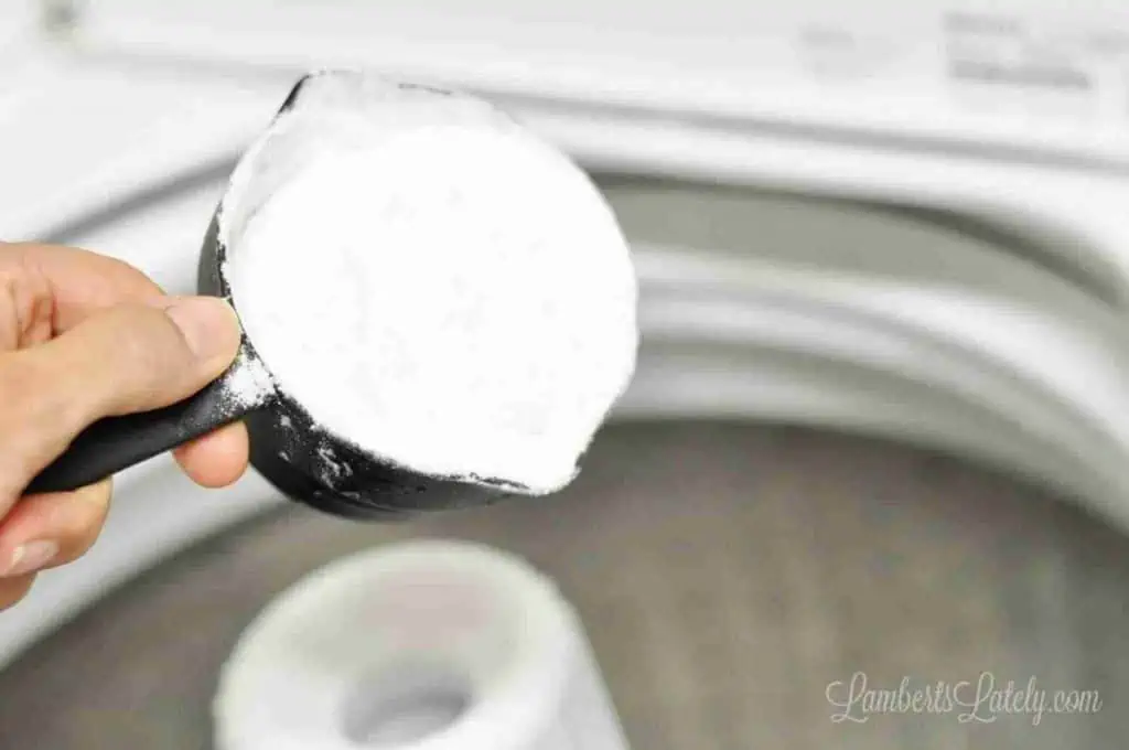 Baking powder to clean washing machine