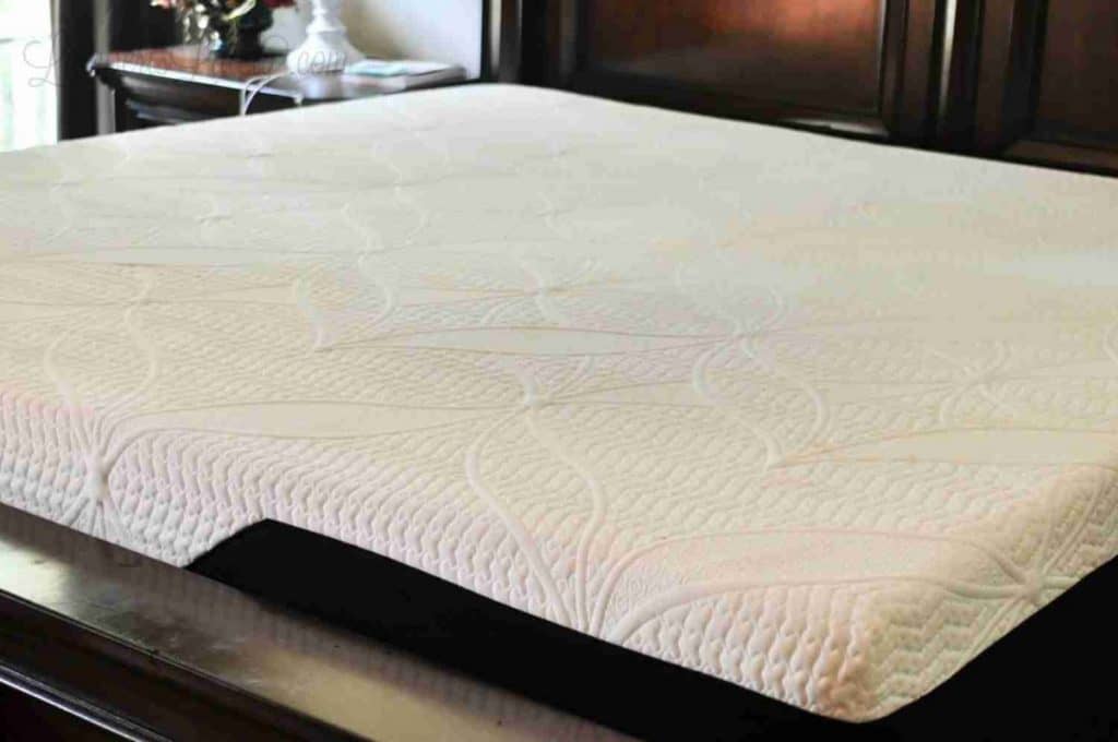 Cleaning 101: How to Clean a Mattress
