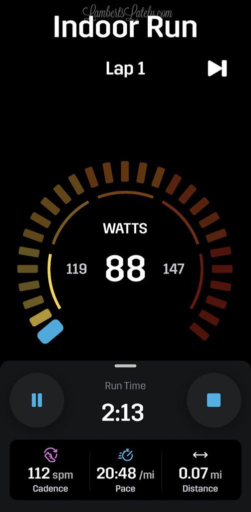 iPhone stryd app during an indoor run