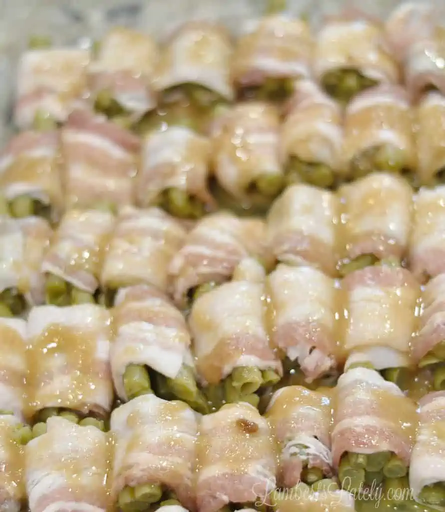 green bean bundles covered in brown sugar glaze