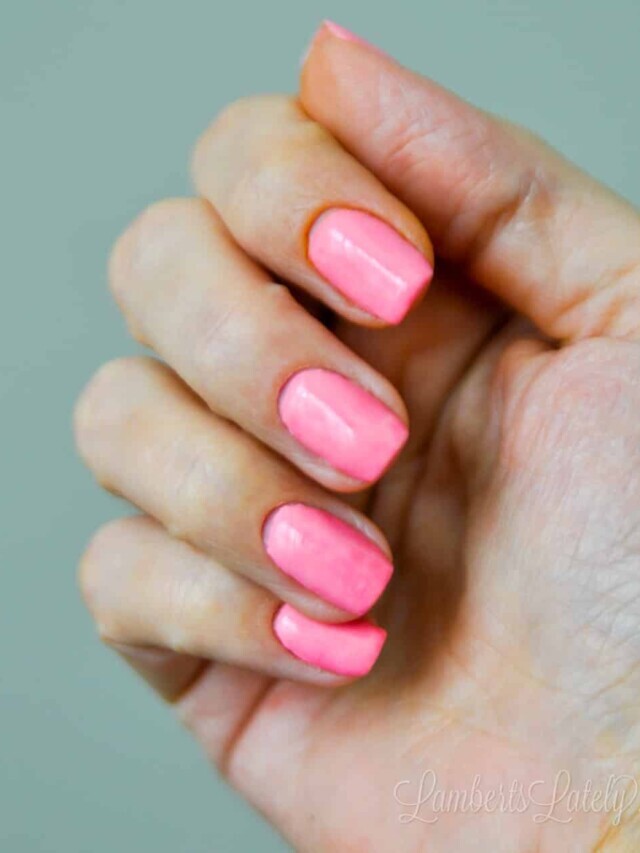 How To Do Dip Nails at Home