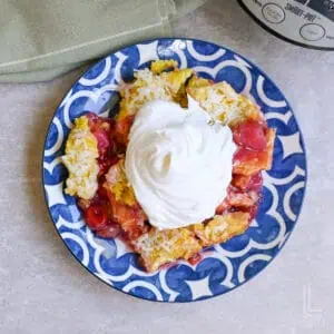 plate of crock pot tropical dump cake.